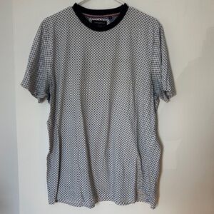 🎉4/30$🎉 Men's Black and White Patterned Short Sleeve Tee